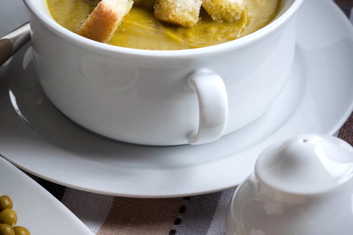 Soupe aux pois cassés jaunes du terroir